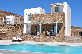 Apart Otel Niriides Homes &